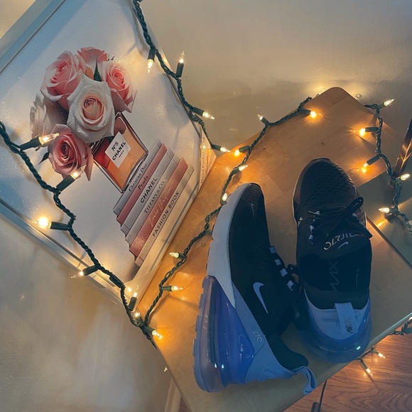 Nike Air Max 270’s Black and Blue Sneakers NTW - Picture 7 of 7